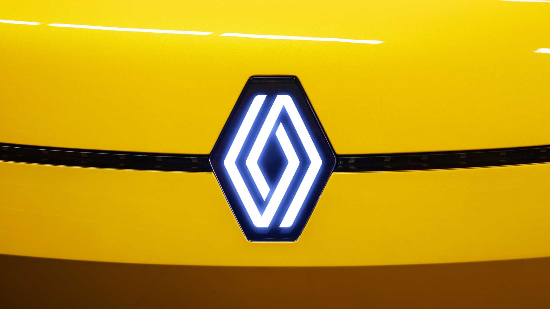 Noi insigna Renault va fi pe toate modelele pana in 2024